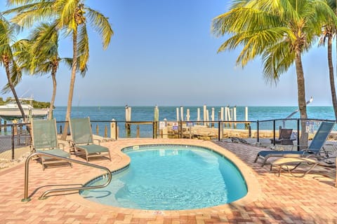 heated pool w/ gulf view 
