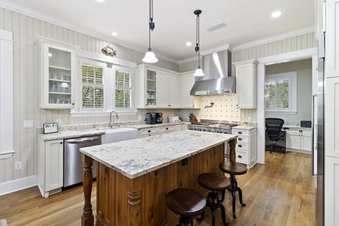 Beautifully renovated kitchen.