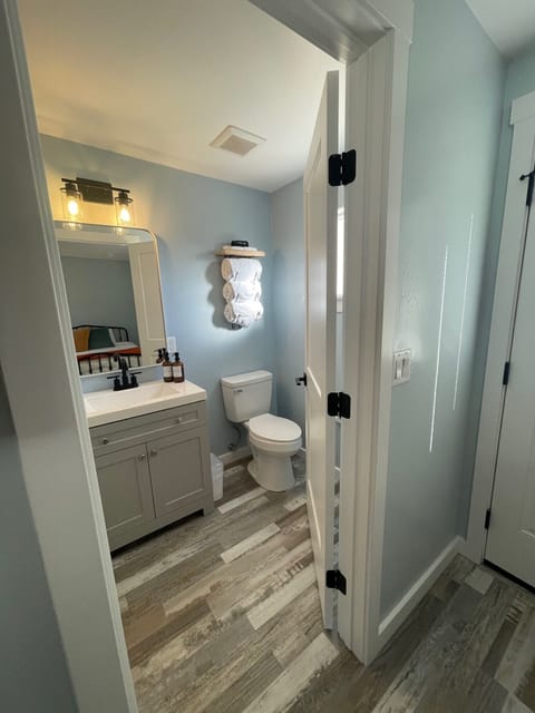 Shower, hair dryer, bathrobes, towels