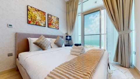 Classic Apartment | 1 bedroom, in-room safe, laptop workspace, iron/ironing board