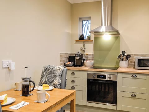 Kitchen | Cotlea East Cottage, Alyth, near Blairgowrie