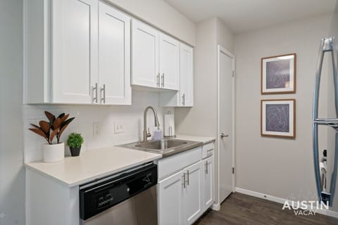 Fully equipped kitchen with all the essentials plus dishwasher