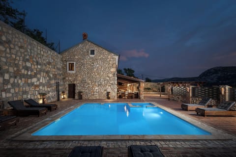 Family Villa, 5 Bedrooms, Microwave (Villa Cupido With Private Pool) | Pool | Seasonal outdoor pool