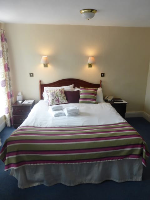 Family Room 12 | Iron/ironing board, free WiFi