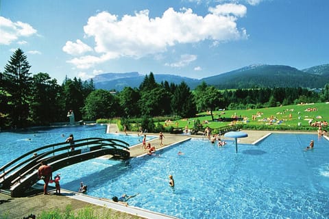 Surroundings [summer] (1-5 km)