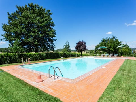 Holiday Home Swimming Pool