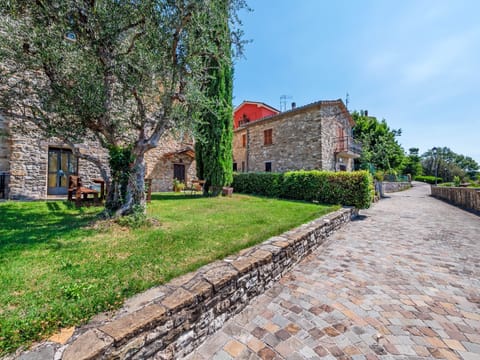 Immediate Surroundings [summer] (<1 km)