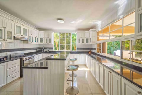 House, Smoking | 4 bedrooms