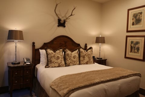 Lamp,Indoors,Bed,Furniture,Painting