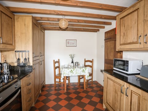 Fridge, dishwasher, electric kettle, toaster