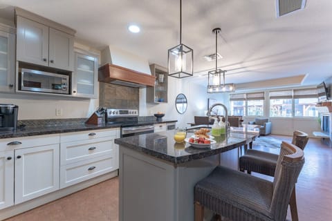 Convenient Kitchen