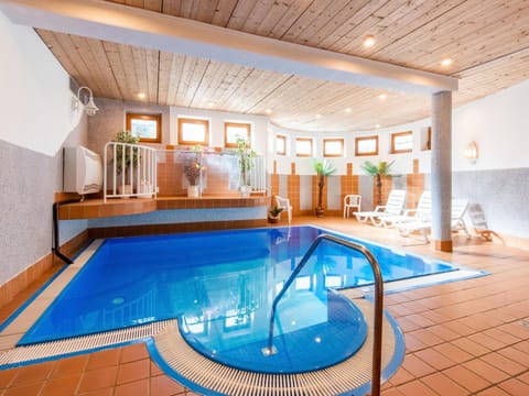 Apartment | Pool | Outdoor pool