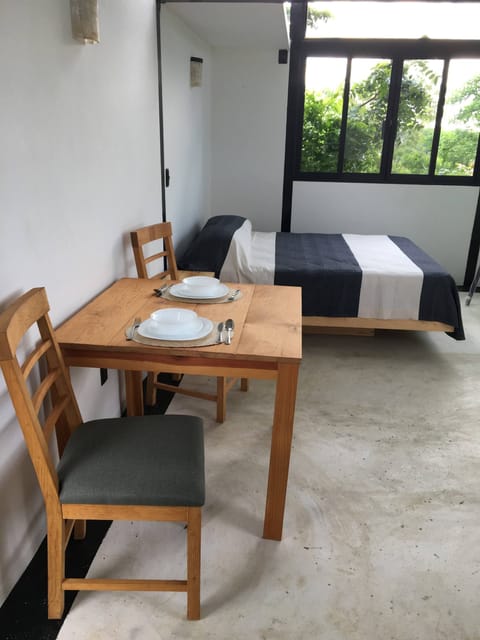 Bungalow, 1 Bedroom, Smoking, Patio | Dining
