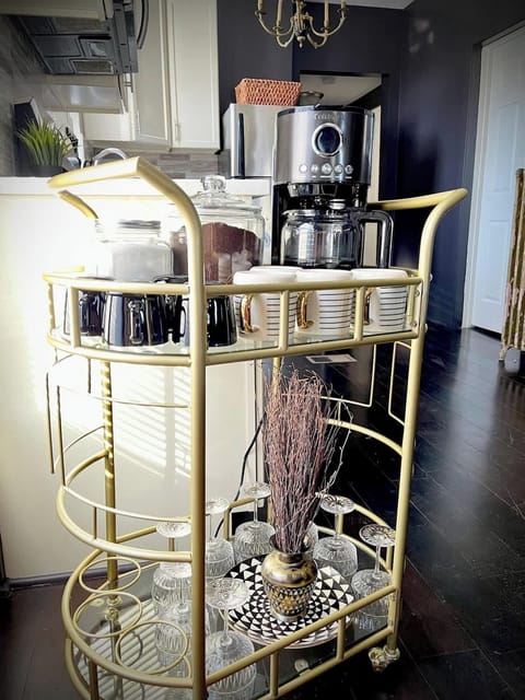 1st Coffee Bar, 1st Level