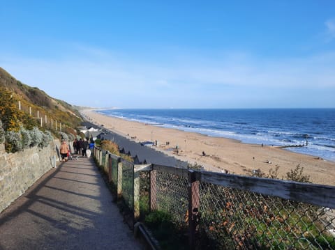 Cottage | Beach | Beach nearby