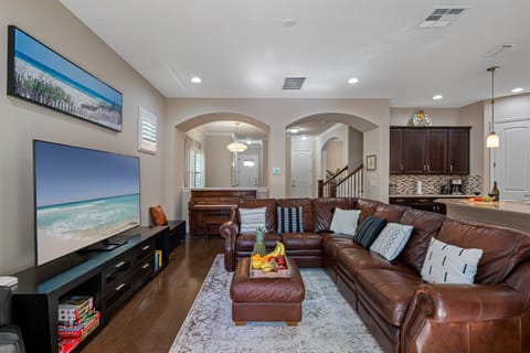 We have a spacious family room where everyone can hang out and create unforgettable memories! Make the most of your stay with your loved ones here! Inquire now!