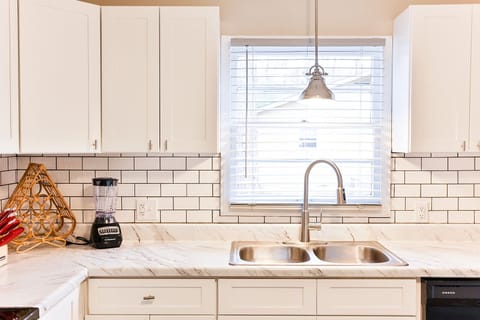 Subway tiled backsplash.