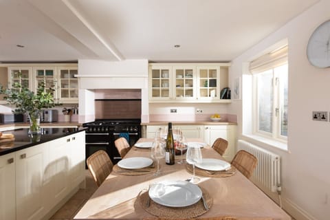 Barn style kitchen with range cooker - The Haybarn