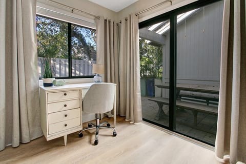 Desk so you can work from "home"