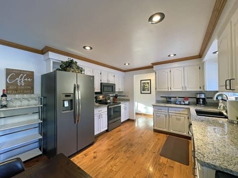 Chef's KITCHEN of the FUTURE- Enjoy New Professional Stainless Steel appliances