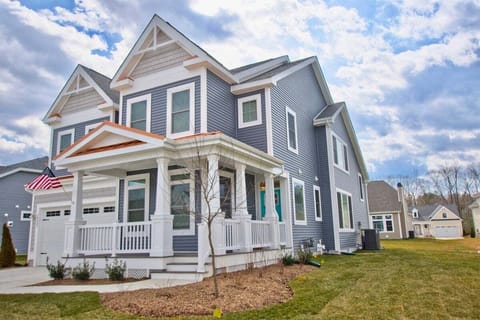 Coastal Club Lewes Beach Luxury House w 5BR, 2 Suites, 3  Baths