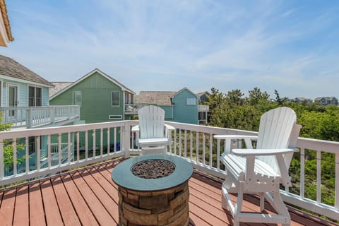 L06: Morning Brew | Top Level Sun Deck
