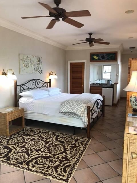 Individually decorated, free WiFi, bed sheets