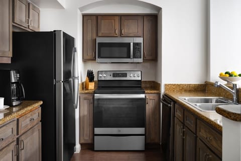 Fridge, microwave, coffee/tea maker