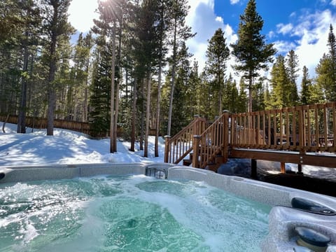 Enjoy relaxing in the hot tub with a beautiful view.