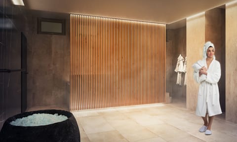 Sauna, steam room, massages