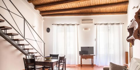 House | 1 bedroom