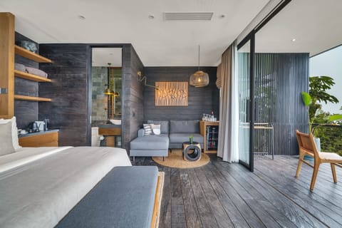 Studio Cabin | Premium bedding, pillowtop beds, minibar, in-room safe