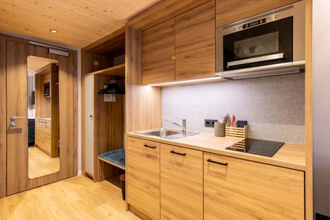 Superior Studio Suite, Pets Not Allowed | Private kitchen