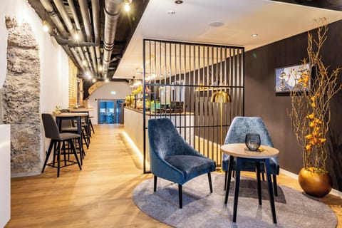 Daily buffet breakfast (EUR 18 per person)