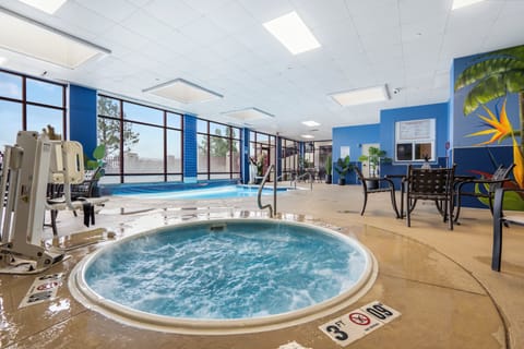 Indoor spa tub