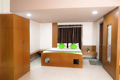 Family Triple Room | Egyptian cotton sheets, premium bedding, down comforters