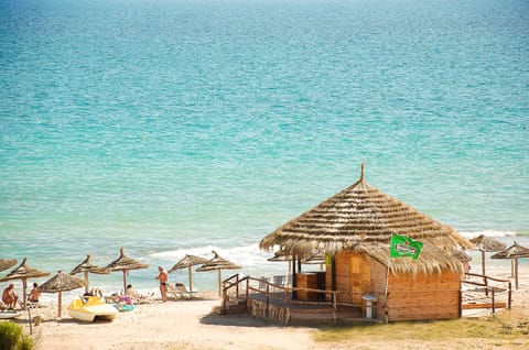 Private beach nearby, white sand, sun loungers, beach umbrellas