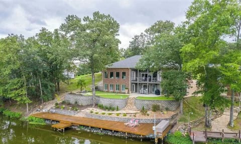 Welcome to McKenzie Cove!