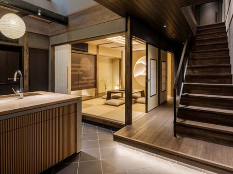 Traditional House | Interior