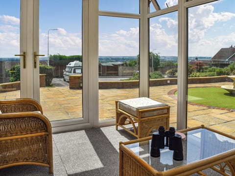 Conservatory | Kennet Valley View, Reading