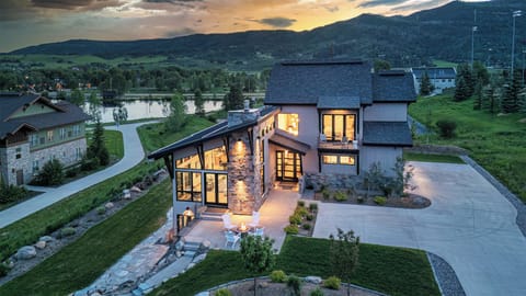 Welcome to Palomino Chalet!