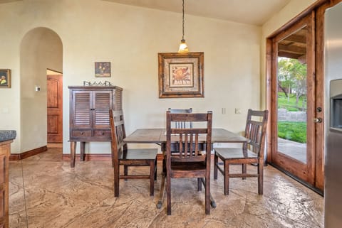 Enough seating for a group of 4.