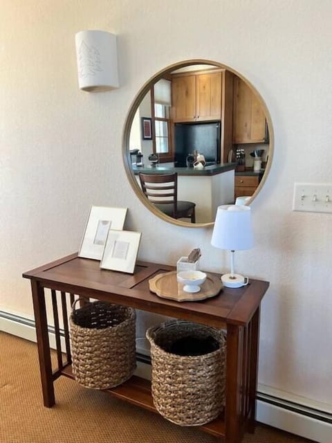 1eefc9c8 1065 4c08 8806 97ab95aa92d5