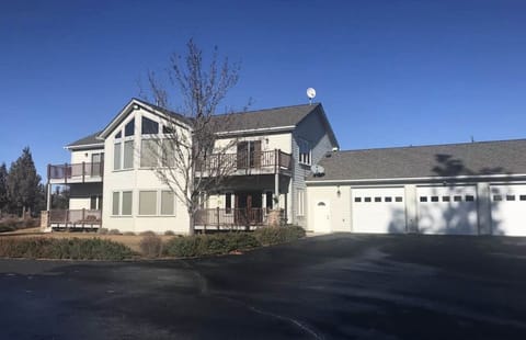 South view of house