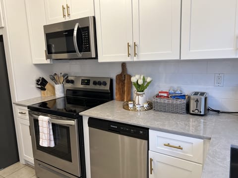 Fully equipped and stocked kitchen.