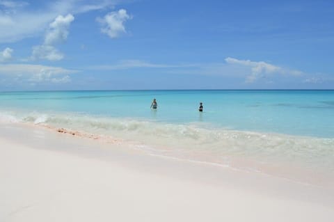 House, 4 Bedrooms | Beach