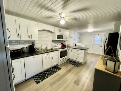 Kitchen includes an RO drinking water system,  also connected to icemaker.