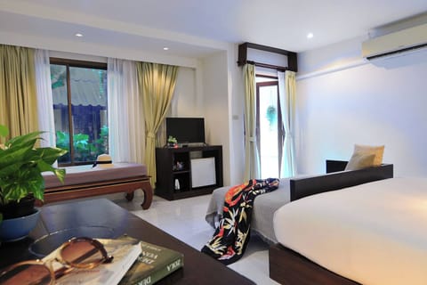 Superior Room, Beachfront | In-room safe, free WiFi, bed sheets