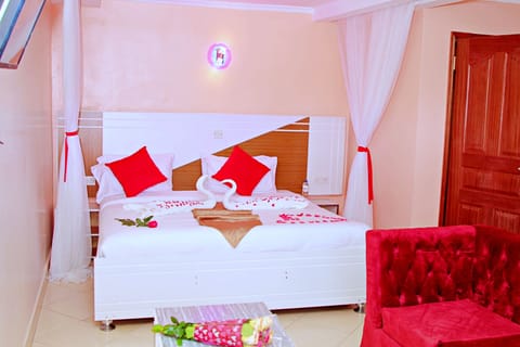 Basic Double Room | Egyptian cotton sheets, premium bedding, memory foam beds