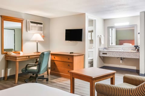 Room, 2 Queen Beds, Smoking | Desk, free WiFi, bed sheets